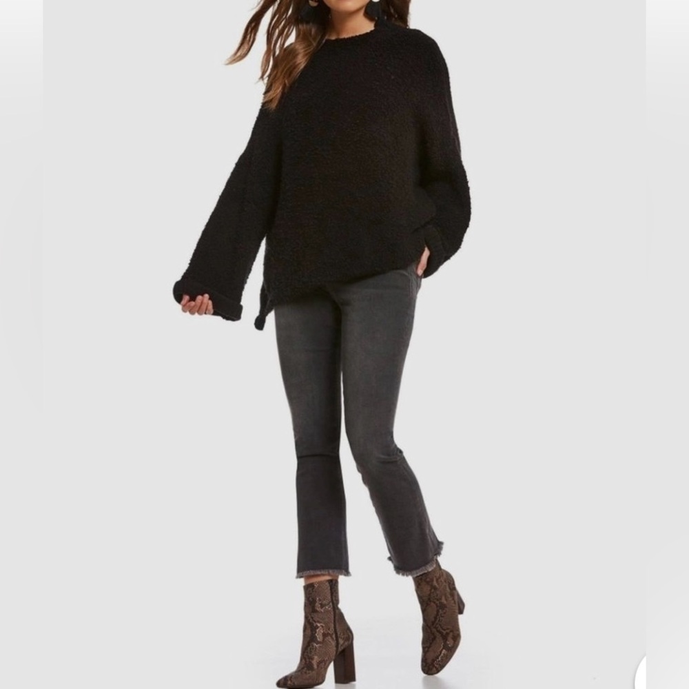 Free People Faded Black Crop Jean Released Hem Size 25